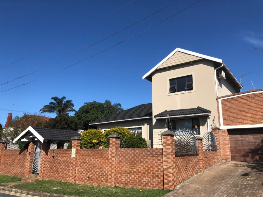 2 Bedroom Property for Sale in Berea Eastern Cape